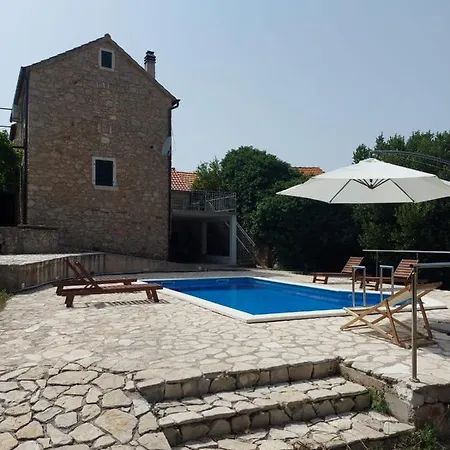 Willa Moderna Kamena Kuca Dol (Hvar)